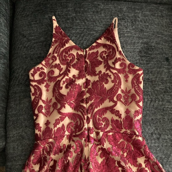 Dress the Population knee length cocktail dress - Picture 5 of 5